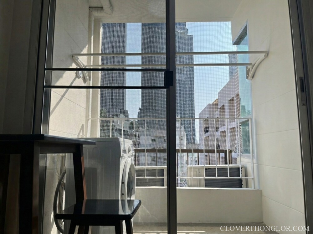 KW city view from balcony