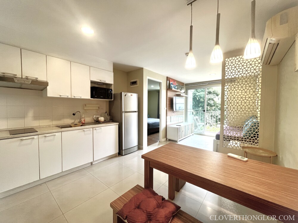 03 dining table to tv TAO