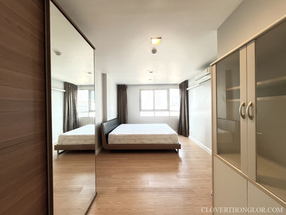 04 bedroom from toilet Bebe