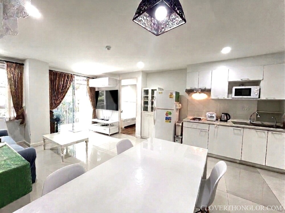 04 dining room and kitchen DA