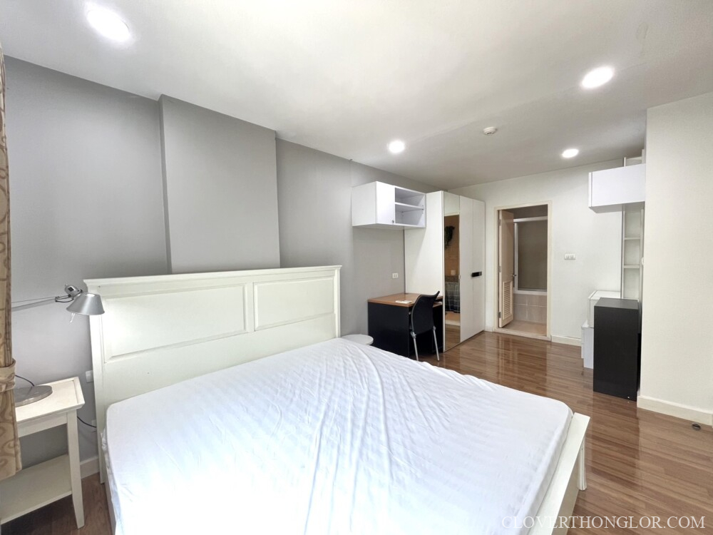 05 bedroom from windows DA