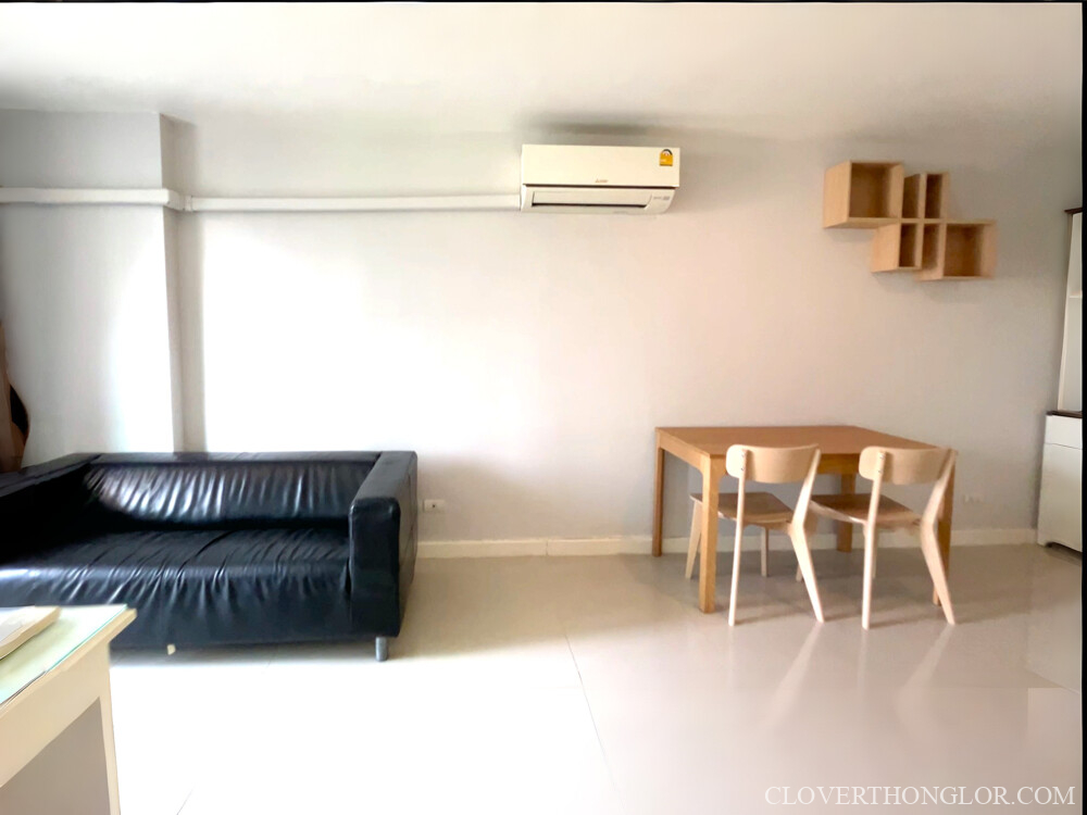 07 sofa and dining table Bebe